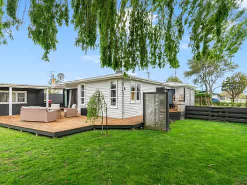 35 Richmond Road, Carterton