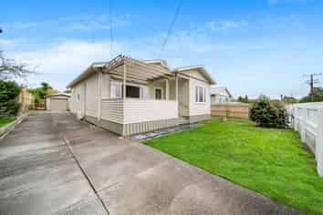 59 Brandon Road, Glen Eden