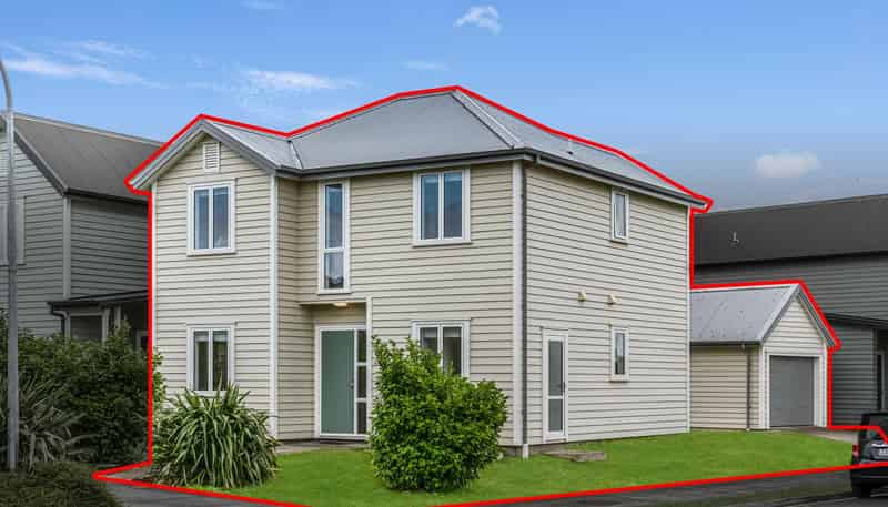 2 Saddleback Crescent, Papakura