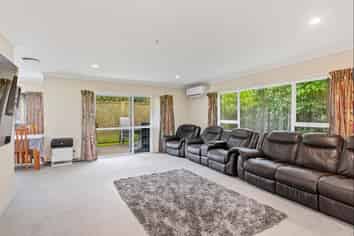 35 Spackman Crescent, Paraparaumu