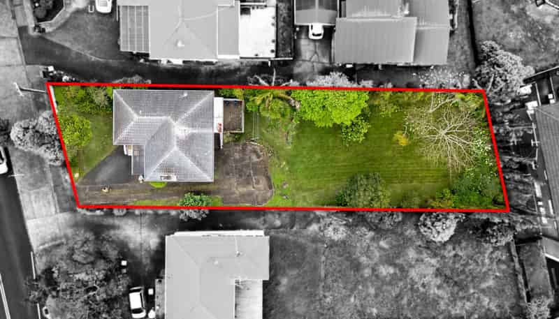 207 Sturges Road, Henderson