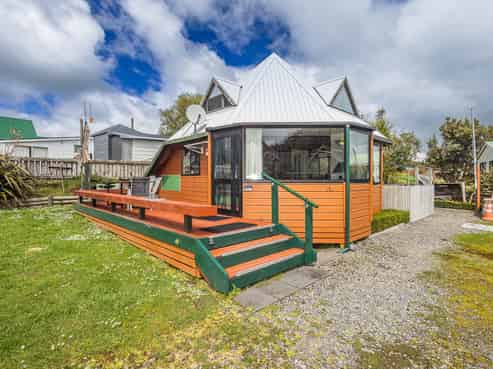 17A and 17 Ti Kouka Place, Ohakune