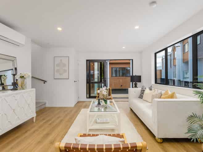 3/6 Woodhouse Place, West Harbour