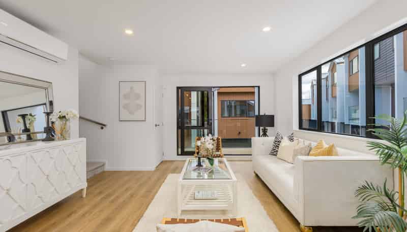 3/6 Woodhouse Place, West Harbour