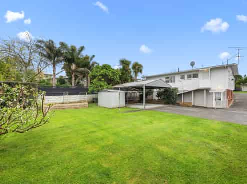 12 Boys Place, Pakuranga Heights