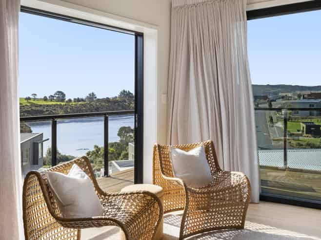 15 Maataitai Road, Raglan