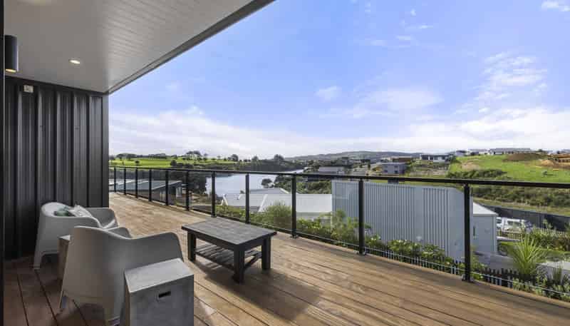 15 Maataitai Road, Raglan