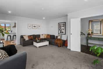 8 Cambridge Street, KAMO