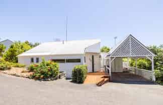 2/41 Omarunui Road, Waiohiki
