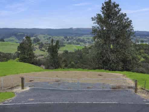 139 Paparoa Road, Whakatane