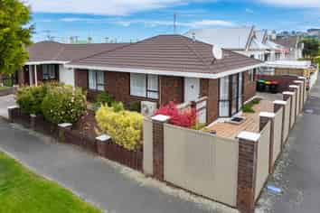 13A Young Street, Saint Kilda