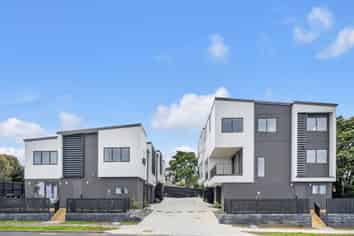 24I Great South Road, Manurewa