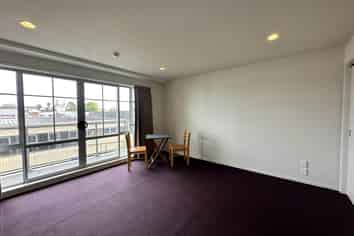 2j/3 Keystone Avenue, Mount Roskill