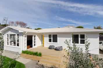 8 Whanganui Street, Miramar