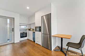 15 Helen Jenepher Lane, Mount Wellington