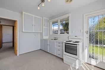 1A Quinns Road, Shirley