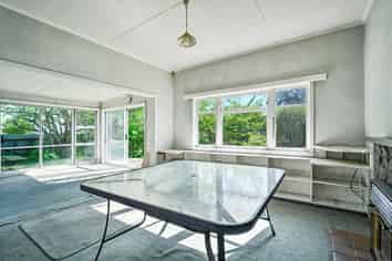 1008 Francis Hicks Avenue, Raureka