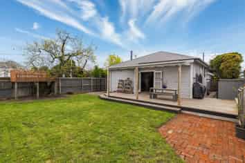 16 Redruth Avenue, SPREYDON