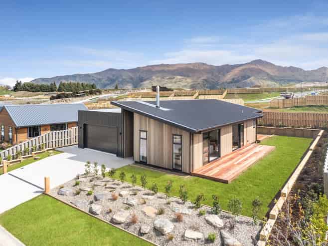 13 Armidale Crescent, Wanaka