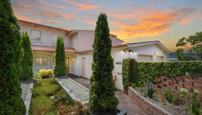 70 Queens Road, Stepneyville