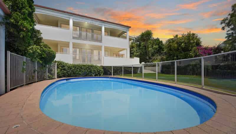 70 Queens Road, Stepneyville