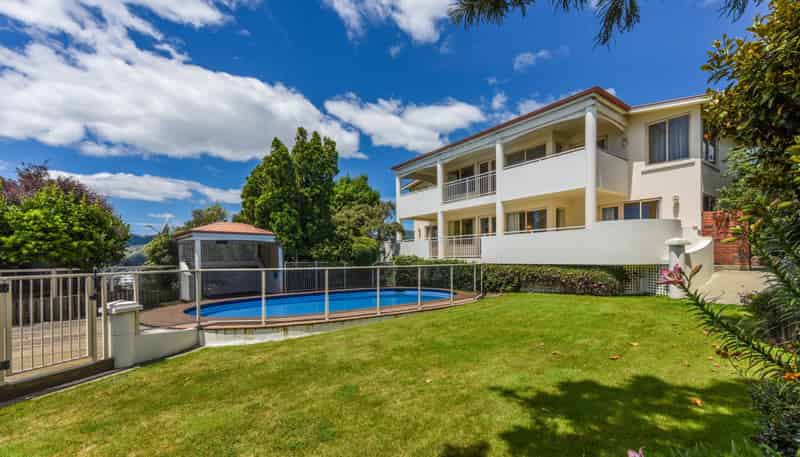 70 Queens Road, Stepneyville