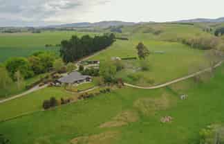 1201 Pareora River Road, Maungati