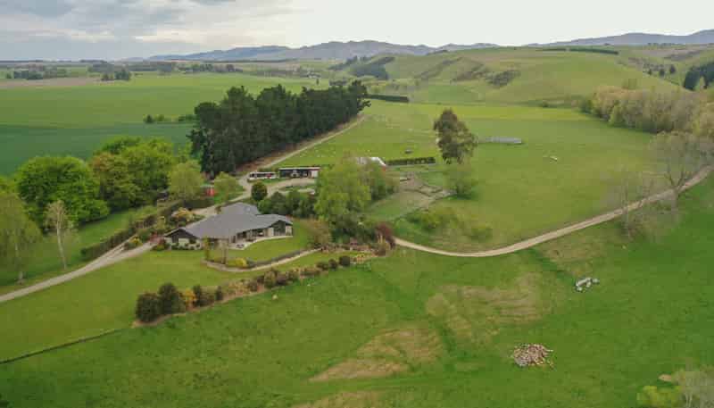 1201 Pareora River Road, Maungati