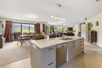 1201 Pareora River Road, Maungati