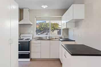 3/630 Hereford Street, Linwood