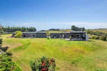 37 Pekama Drive, Cable Bay