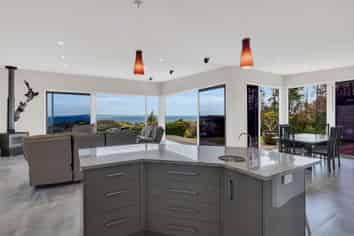 37 Pekama Drive, Cable Bay