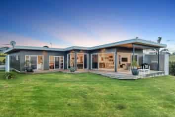 37 Pekama Drive, Cable Bay
