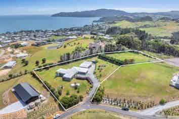 37 Pekama Drive, Cable Bay