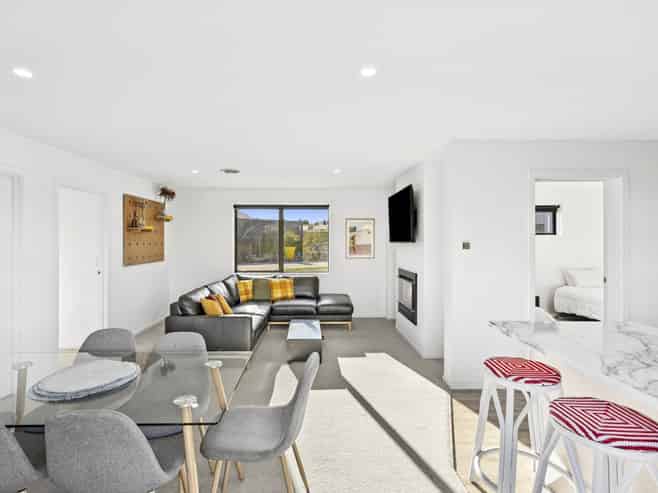 2 Cleland Close, Wanaka