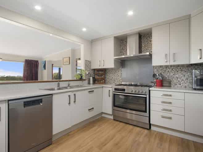 262A Work Road, Katikati