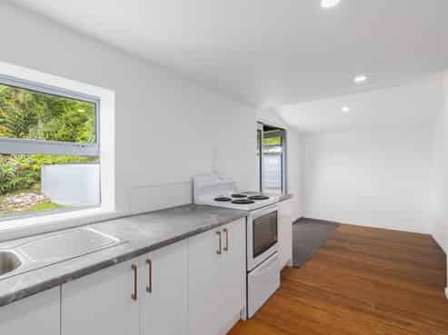 27 Hawkhurst Road, Lyttelton