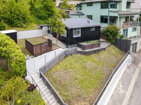 27 Hawkhurst Road, Lyttelton