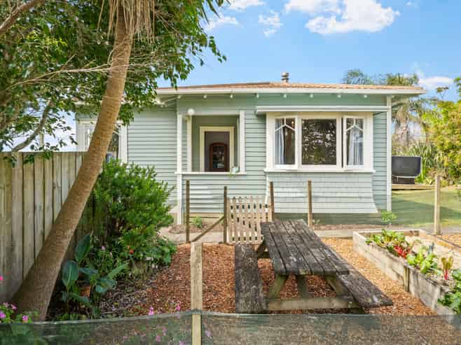 698 Wharehine Road, Wellsford