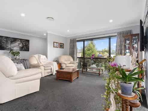 10 Austin Reid Avenue, Carterton