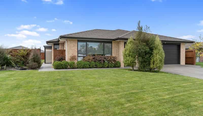10 Austin Reid Avenue, Carterton