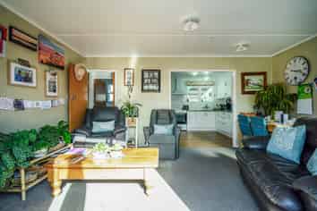 2/602A Avenue Road East, Parkvale