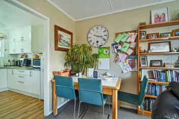 2/602A Avenue Road East, Parkvale