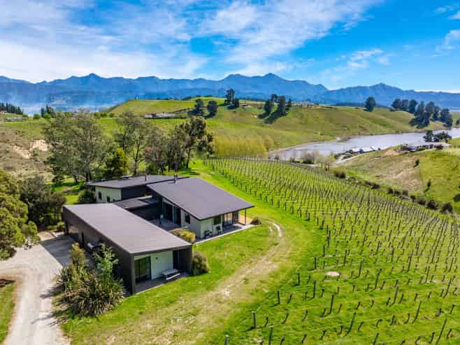 342 Delta Lake Heights, Renwick