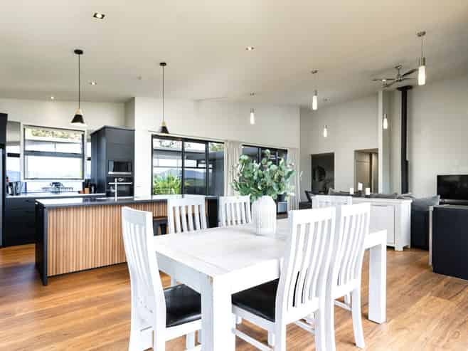 342 Delta Lake Heights, Renwick