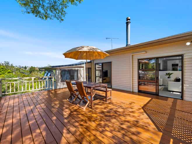 86 Beach Road, Mellons Bay