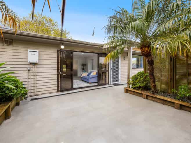 86 Beach Road, Mellons Bay