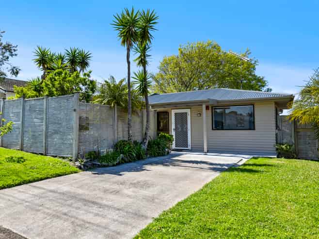 86 Beach Road, Mellons Bay