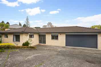 24A Fruitvale Road, New Lynn