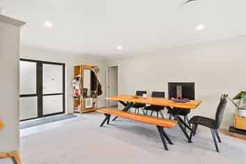 24A Fruitvale Road, New Lynn